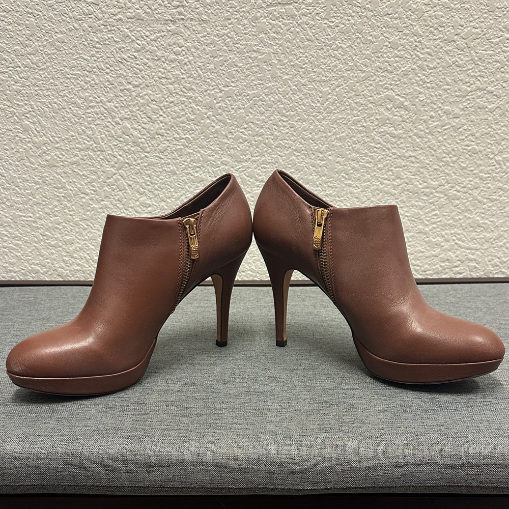 Vince Camuto Tan Heeled Boots